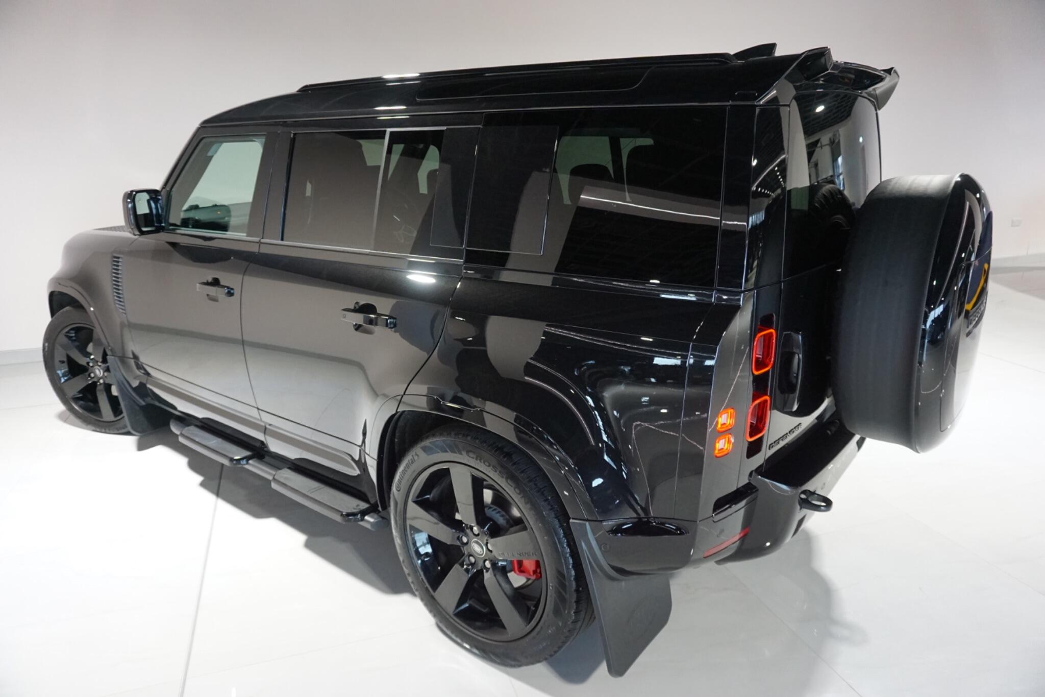 Land Rover Defender 110 3.0 D350 MHEV X-Dynamic HSE SUV 5dr Diesel Auto 4WD Euro 6 (s/s) (350 ps)